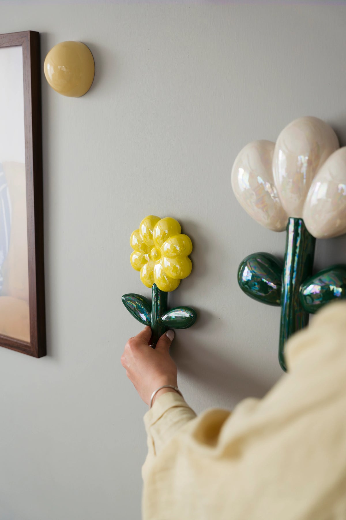 Balloon Flower Ceramic Wall Decor - Yellow Daisy