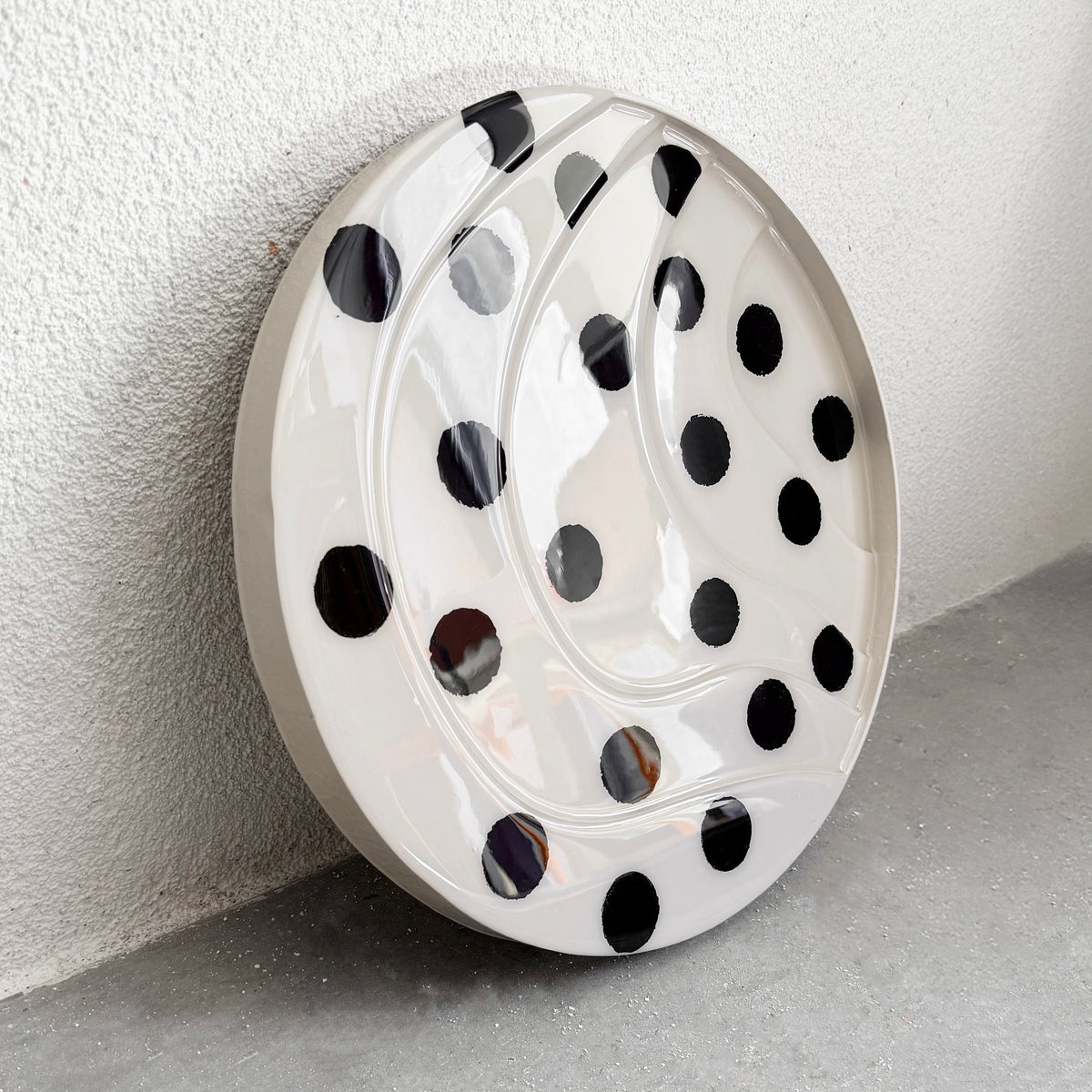 POLKA DOT YUVY I - ROUND PAINTING