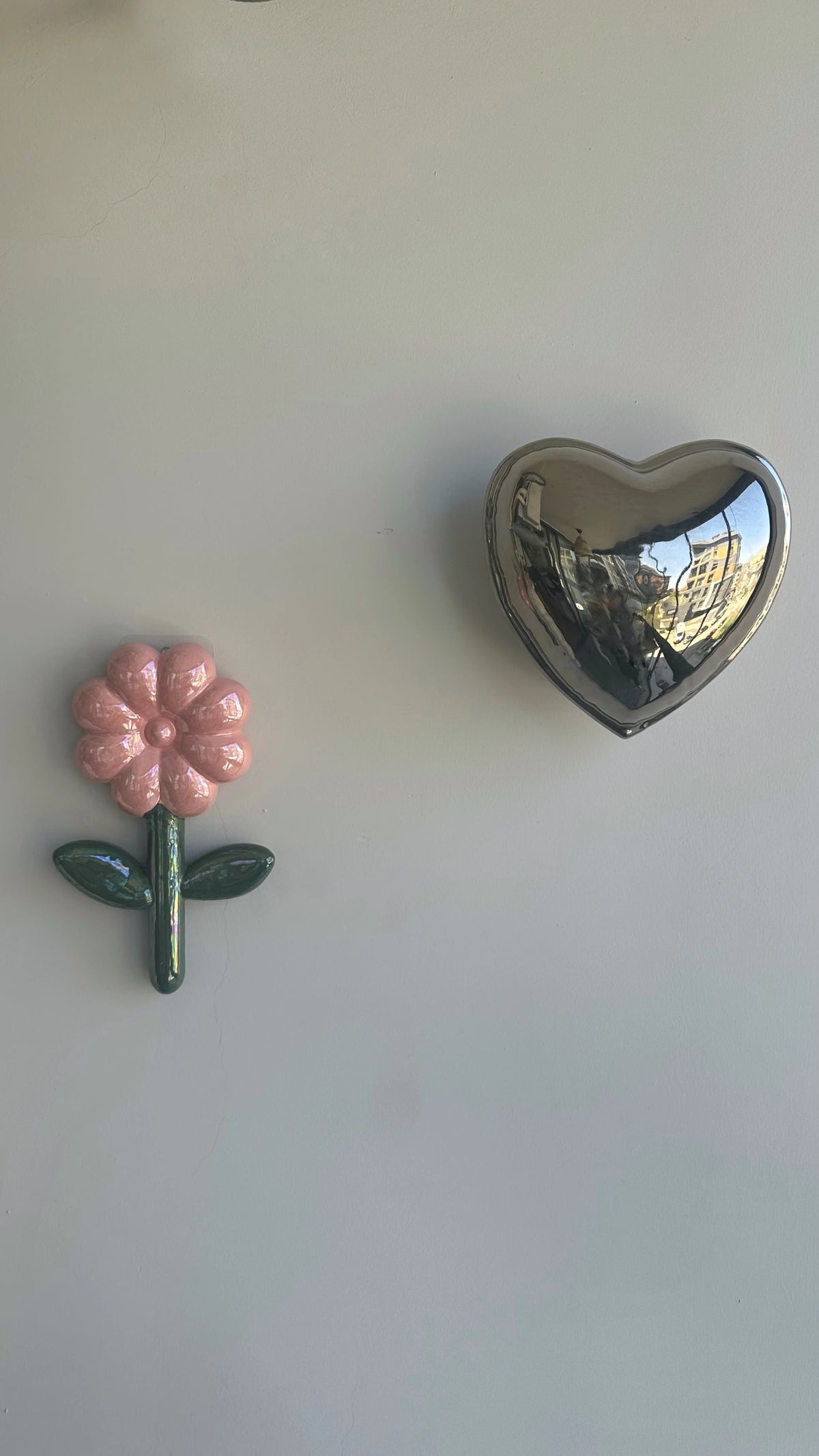 Silver Balloon Heart Ceramic Wall Decor